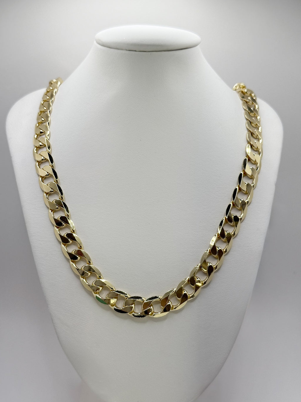 Bold Link Chain